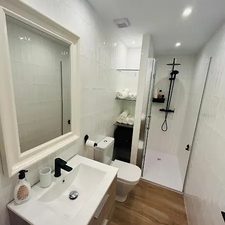 Arsenio Apartment
